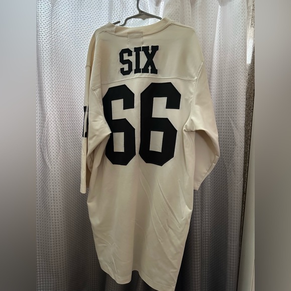 UNIF 666 Jersey - Picture 2 of 5